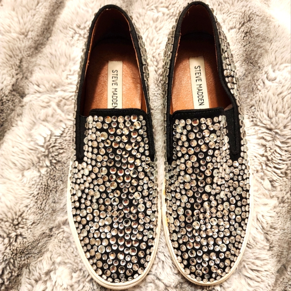 STEVE MADDEN~ EVADA CRYSTAL EMBELLISHED SLIP-ON SNEAKER IN RHINESTONE SIZE 9
